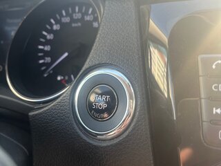 2015 Nissan X-Trail III, чёрный, 1750000 рублей, вид 3