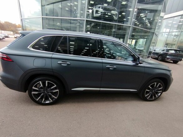 2024 Geely Monjaro I, серый, 3650000 рублей - вид 5