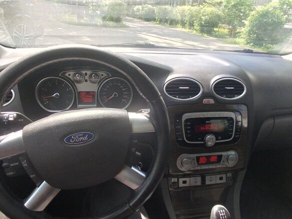 2008 Ford Focus II Рестайлинг, серебристый, 550000 рублей - вид 16