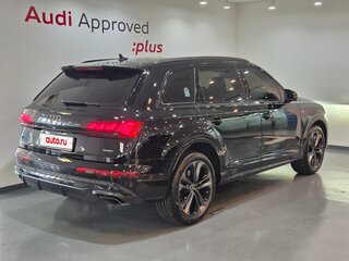 2026 Audi Q7 55 TFSI II (4M) Рестайлинг 2, чёрный, 12800678 рублей, вид 3