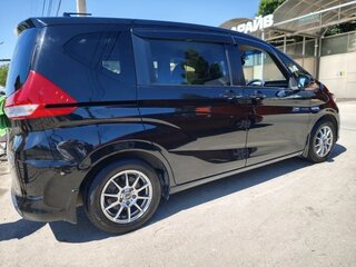 2017 Honda Freed+ II, чёрный, 1190000 рублей, вид 2