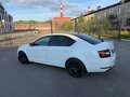 2017 Skoda Octavia III (A7) Рестайлинг, белый, 1880000 рублей - вид 4
