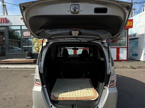 2012 Honda Freed Spike I Рестайлинг, серый, 1000000 рублей - вид 5