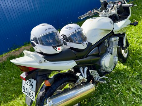 2009 Suzuki Bandit GSF 1250, белый, 600000 рублей, вид 4