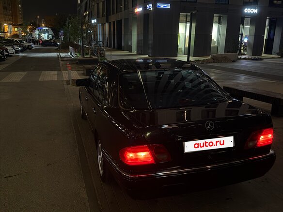 1998 Mercedes-Benz E-Класс 240 II (W210, S210), чёрный, 515000 рублей - вид 21