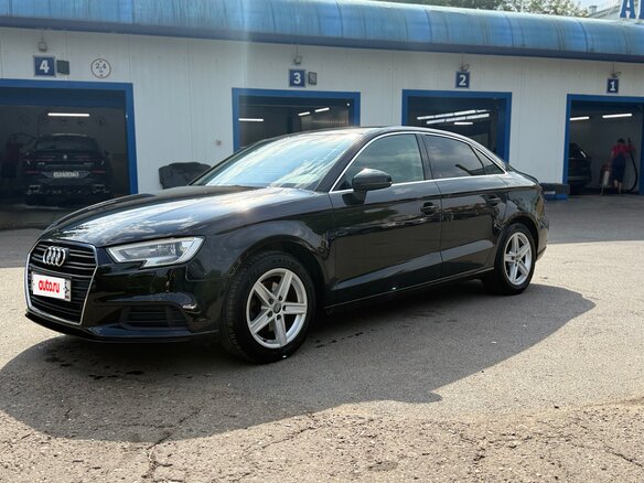 2019 Audi A3 III (8V) Рестайлинг, чёрный, 1800000 рублей - вид 1