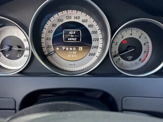 2011 Mercedes-Benz C-Класс 300 III (W204) Рестайлинг, серый, 2500000 рублей, вид 4