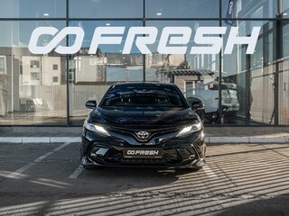 2020 Toyota Camry VIII (XV70), чёрный, 3270000 рублей, вид 3