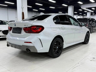 2022 BMW 1 серии 120i III (F52) Рестайлинг, белый, 1570000 рублей, вид 4
