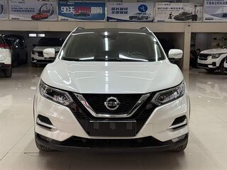 2022 Nissan Qashqai II Рестайлинг, белый, 1890000 рублей, вид 2