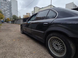 1997 BMW 7 серии Long 735Li III (E38), чёрный, 380000 рублей, вид 5