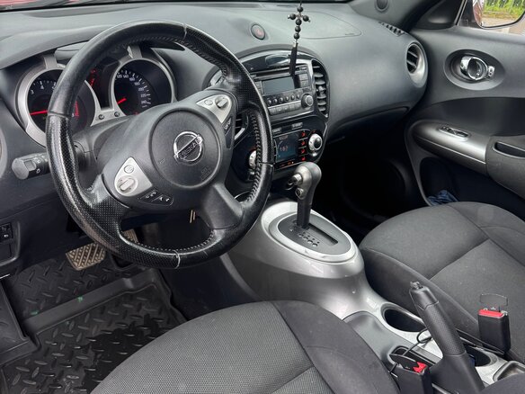 2012 Nissan Juke I, красный - вид 6
