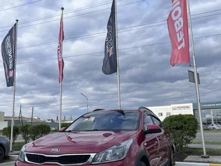 2020 Kia Rio X-Line IV, красный, 1800000 рублей, вид 3