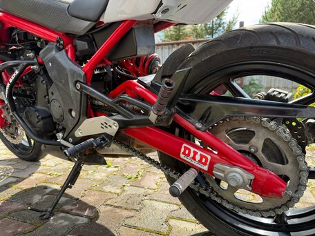 2012 Kawasaki ER-4N, белый, 330000 рублей, вид 5