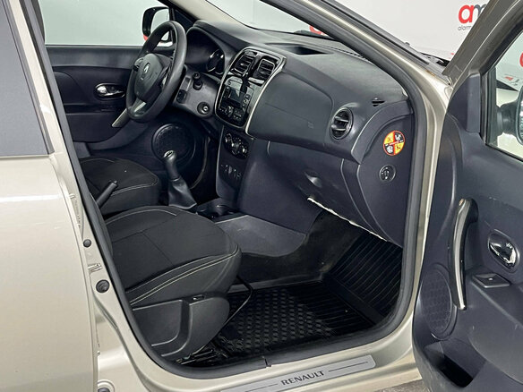 2017 Renault Logan II, бежевый, 599000 рублей - вид 11