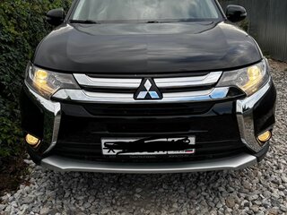 2018 Mitsubishi Outlander III Рестайлинг 2, чёрный, 2000050 рублей, вид 2
