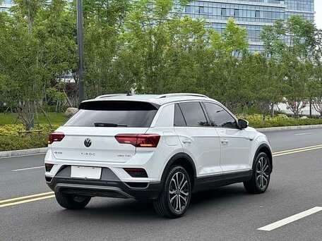 2022 Volkswagen T-Roc I (China Market), белый, 2069000 рублей, вид 3