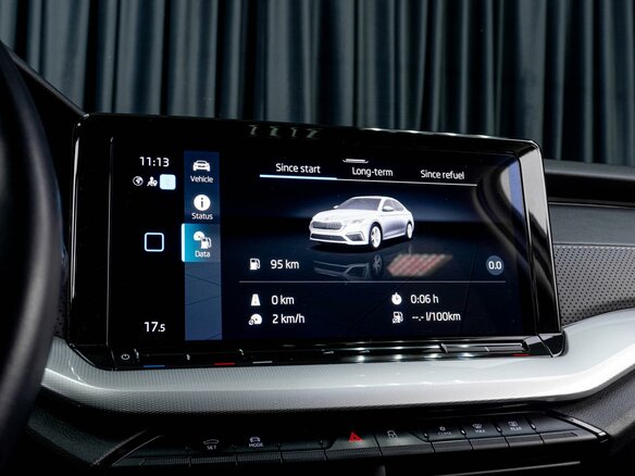 2022 Skoda Octavia IV (A8), белый, 2329000 рублей - вид 14