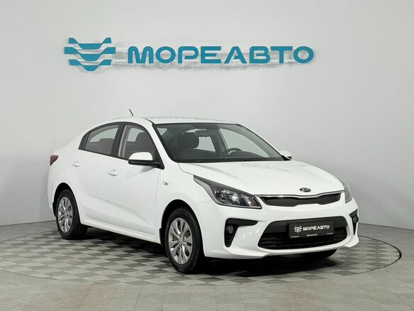 2019 Kia Rio IV, белый - вид 2