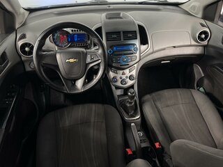 2014 Chevrolet Aveo II, синий, 579900 рублей, вид 5