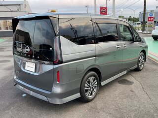 2023 Nissan Serena VI (C28), серебристый, 2310203 рублей, вид 5