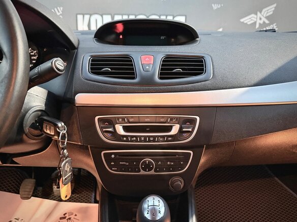 2011 Renault Fluence I, серый, 579000 рублей - вид 13