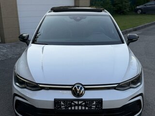 2022 Volkswagen Golf VIII, белый, 1900000 рублей, вид 2