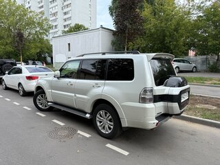 2015 Mitsubishi Pajero IV Рестайлинг 2, белый, 2599999 рублей, вид 4