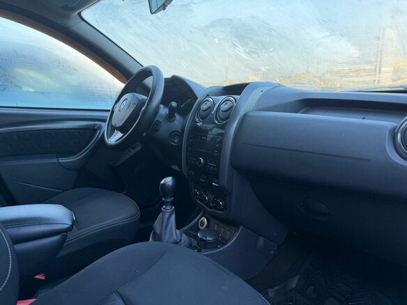2017 Renault Duster I Рестайлинг, чёрный, 1344000 рублей - вид 13