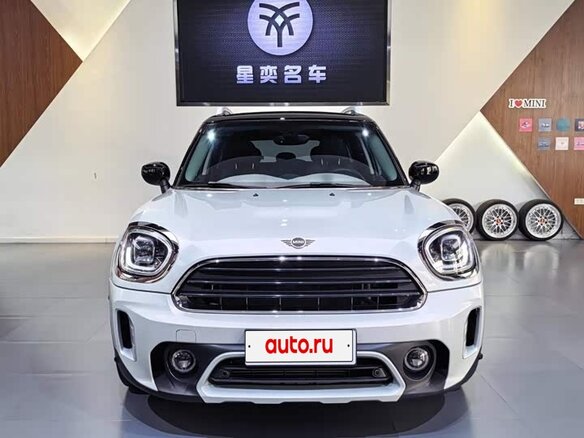 2022 Mini Countryman Cooper II Рестайлинг, белый, 2412020 рублей - вид 2