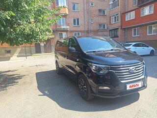 2019 Hyundai Grand Starex I Рестайлинг 2, чёрный, 3000000 рублей, вид 3
