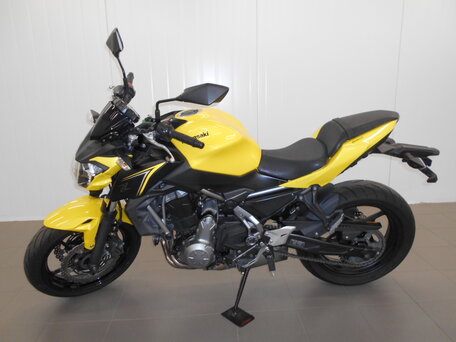 2017 Kawasaki Z 650, жёлтый, 470000 рублей, вид 5