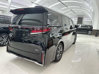 2026 Toyota Vellfire III, чёрный, 17770700 рублей, вид 4