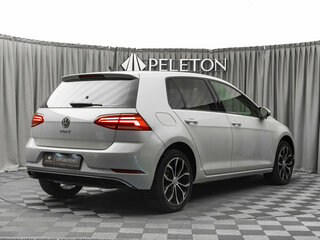 2018 Volkswagen Golf VII Рестайлинг, серый, 1980000 рублей, вид 5