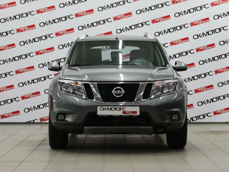 Nissan Terrano III (D10)