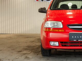 2004 Chevrolet Aveo I, красный, 235000 рублей, вид 4