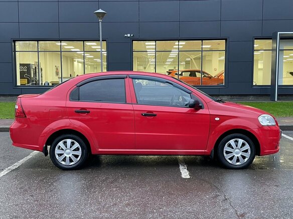 2007 Chevrolet Aveo I Рестайлинг, красный, 329000 рублей - вид 3