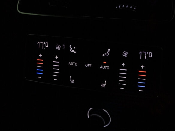 2019 Audi A6 50 TDI V (C8), серебристый, 3599000 рублей - вид 32