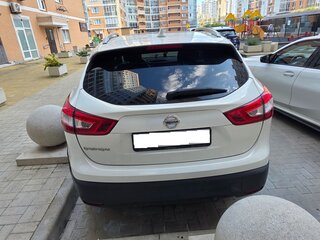 2017 Nissan Qashqai II, белый, 2150000 рублей, вид 1