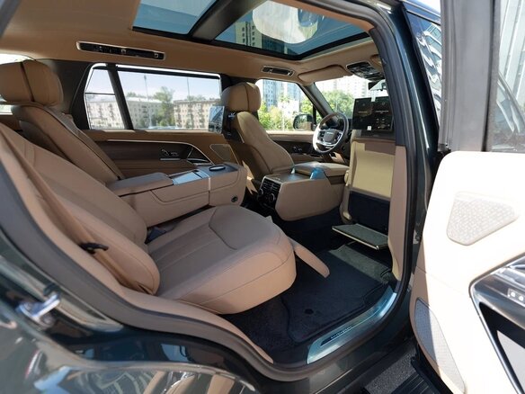 2026 Land Rover Range Rover P530 MHEV Long V, зелёный, 28600000 рублей - вид 14