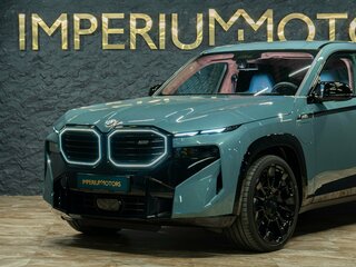 2026 BMW XM 50e, серый, 19890000 рублей, вид 3