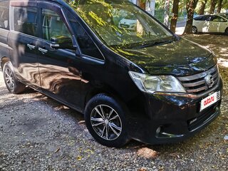 2011 Nissan Serena IV (C26), чёрный, 1300000 рублей, вид 3
