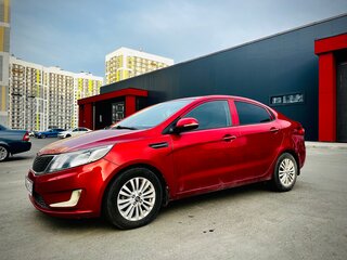 2014 Kia Rio 6-speed III, красный, 710000 рублей, вид 3