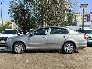 2010 Skoda Octavia II (A5) Рестайлинг, серый, 489000 рублей, вид 5