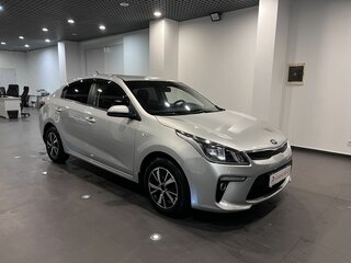 2017 Kia Rio IV, серебристый, 1405000 рублей, вид 1