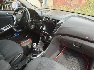 2011 Hyundai Solaris I, пурпурный, 400000 рублей, вид 2