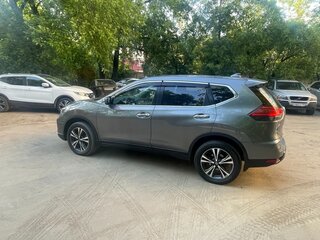 2019 Nissan X-Trail III Рестайлинг, серый, 2000000 рублей, вид 5