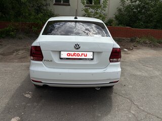 2020 Volkswagen Polo V Рестайлинг, белый, 1350000 рублей, вид 2