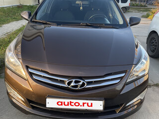 2015 Hyundai Solaris I Рестайлинг, коричневый, 950000 рублей, вид 2