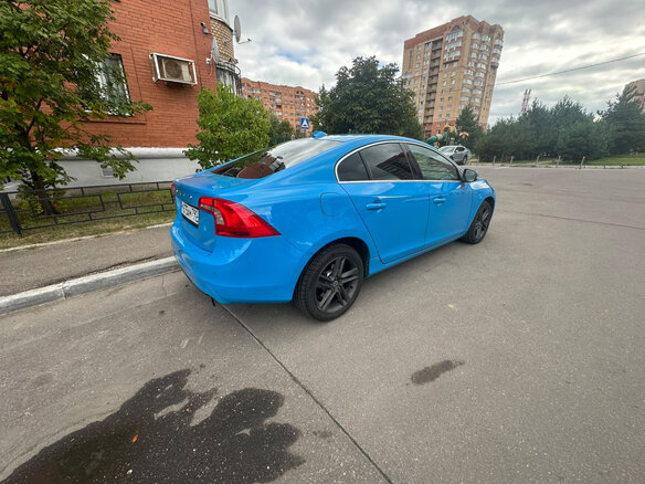 2015 Volvo S60 II Рестайлинг, синий, 1650000 рублей - вид 5